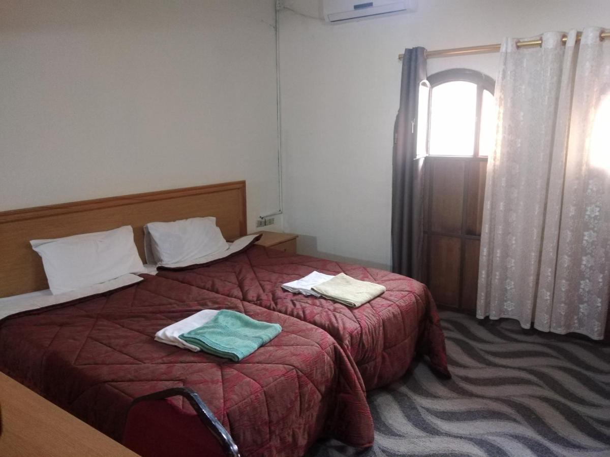 Queen Ayloa Hotel&Restaurant Мадаба Екстер'єр фото